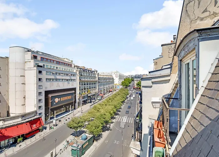 Superb Bright Studio Clichy Montmartre